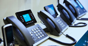 Cloud Pbx Singapore - 4 1 Modern Office Phone Systems For Business Success